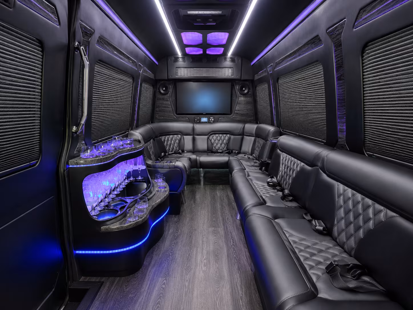 book a bus for your next corporate event 1