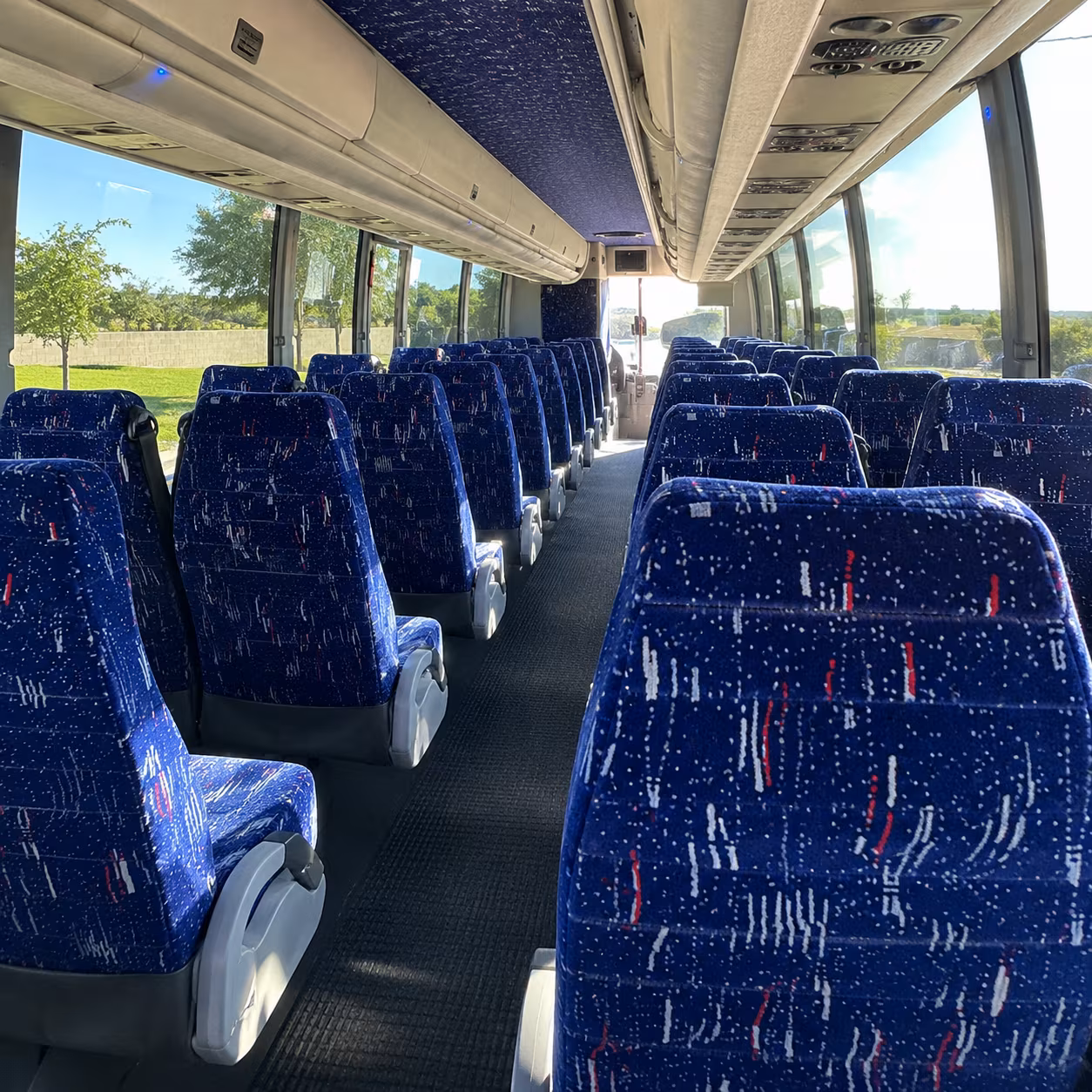 book a bus for your next field trip 1