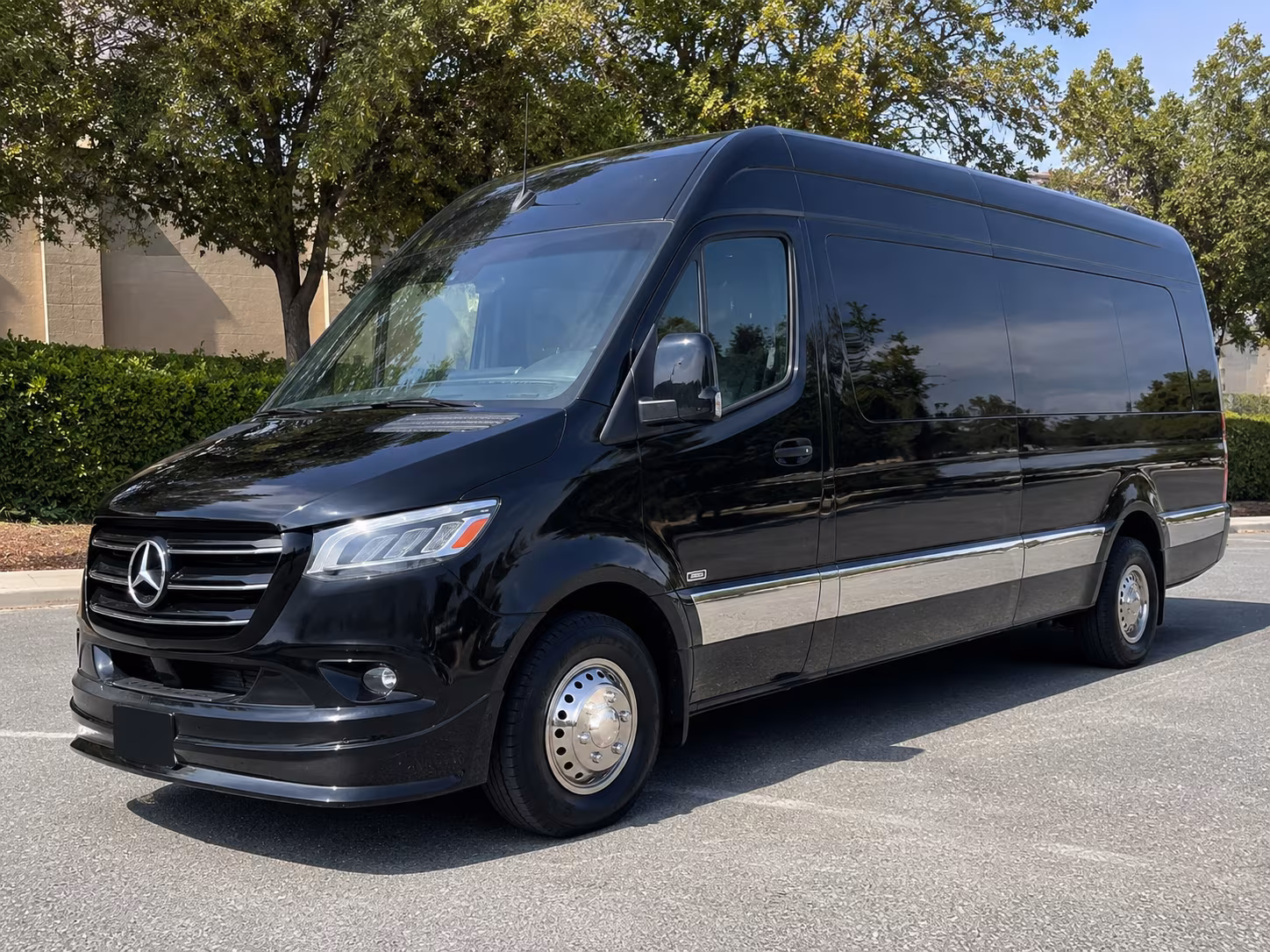 book a bus for your next wine tour 1