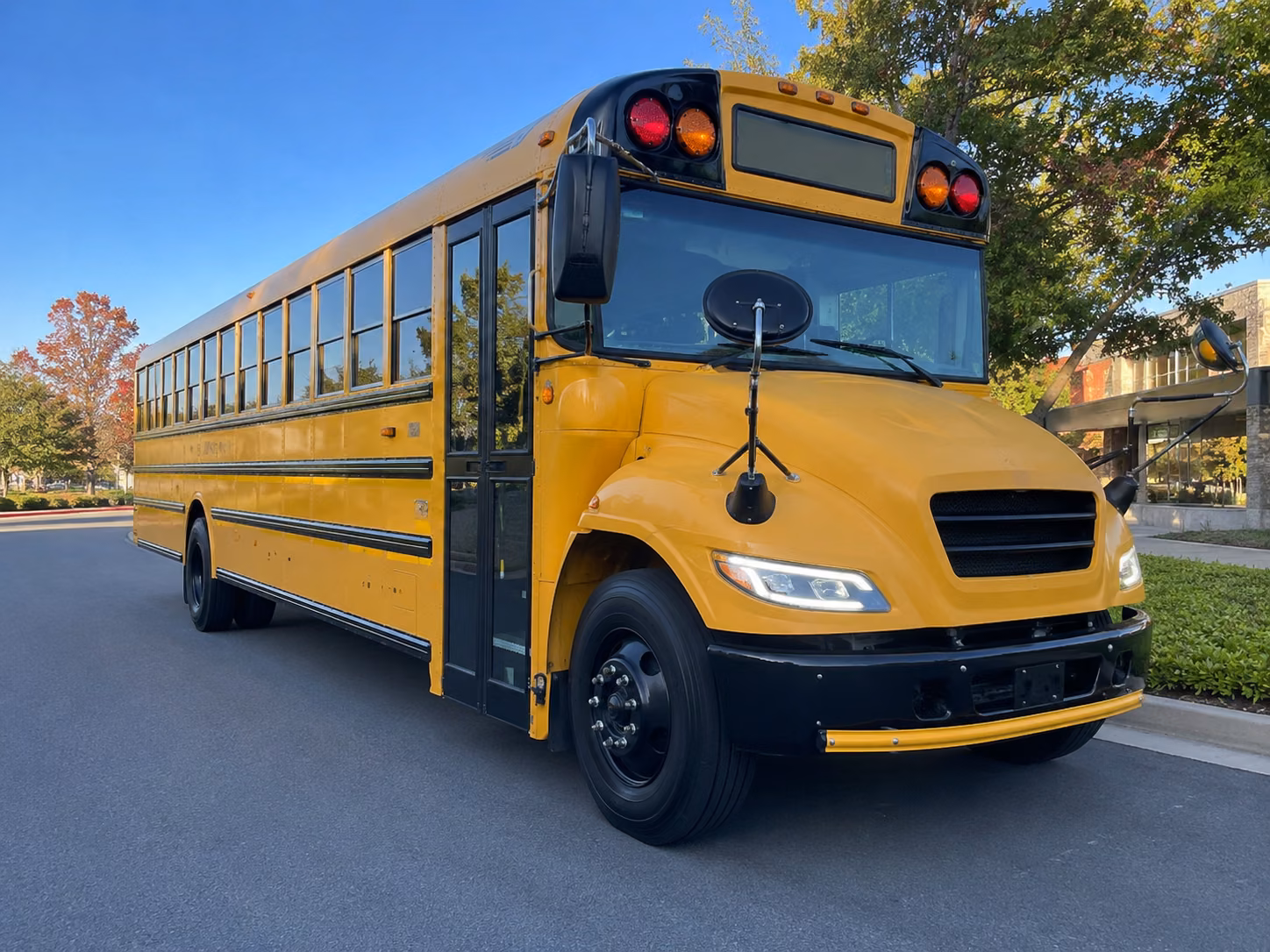 school buses for inner space cavern and georgetown day trips
