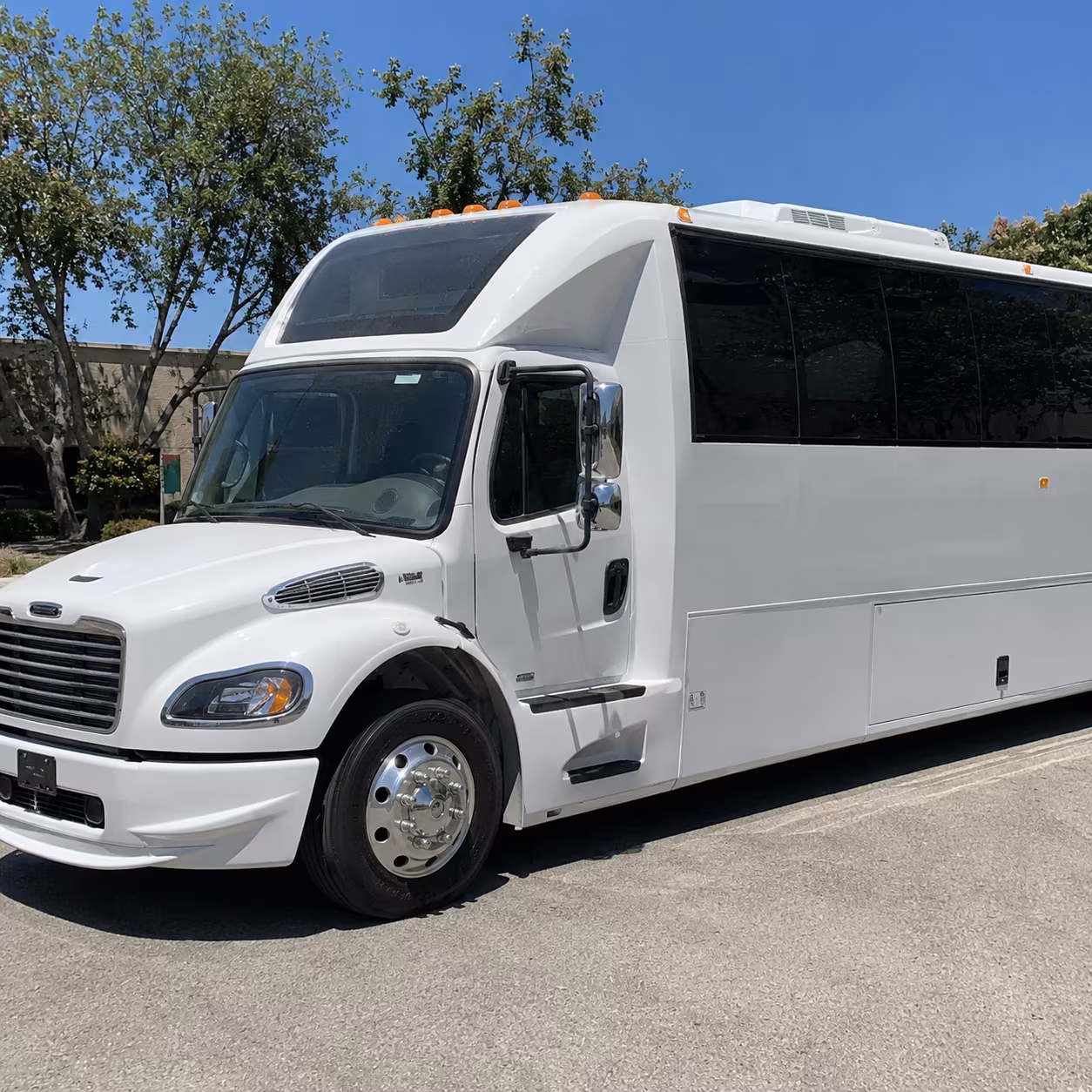 why rent using killeenminibuscompany com